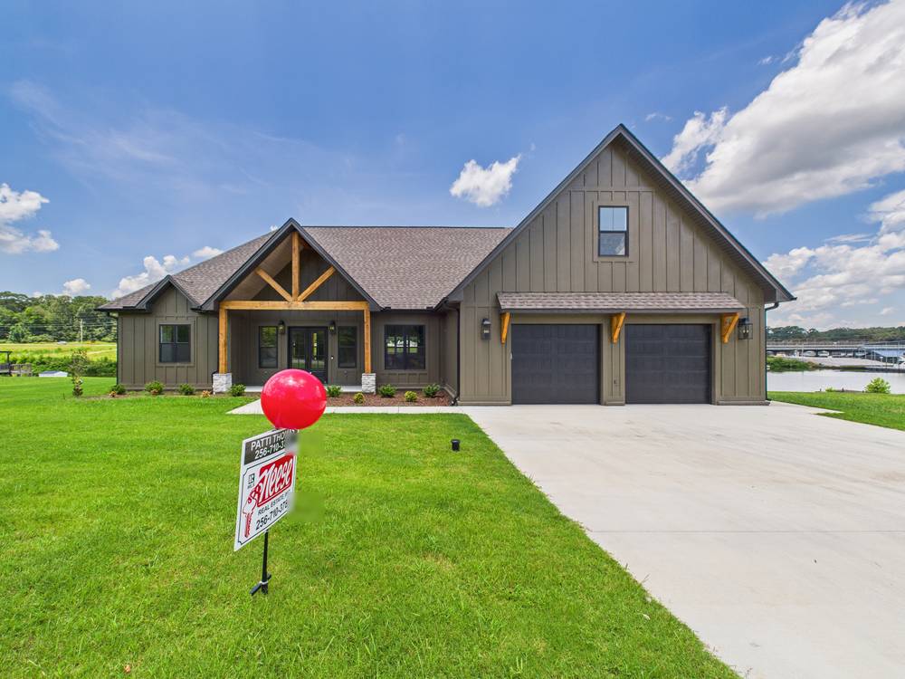 Modern Craftsman Elevation